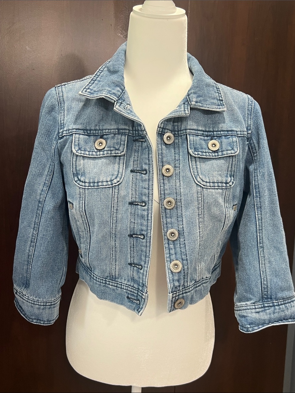 Highway Jeans Light Wash Denim Cropped Jacket - Blue size med EUC